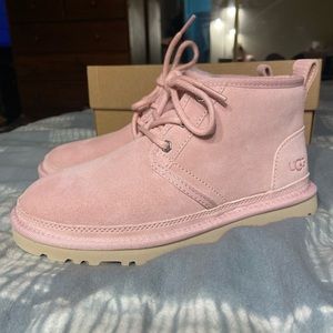 UGG Neumel Boots